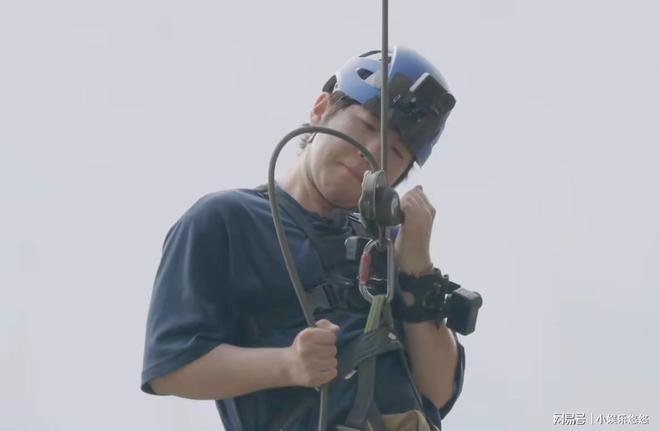 是明星特权而是让全网痛恨的社会乱象冰球突破游戏管乐对素人发火吼出的不(图6)